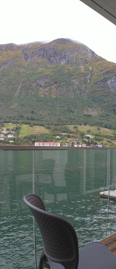 Nesset Fjordcamping Olden Esterno foto