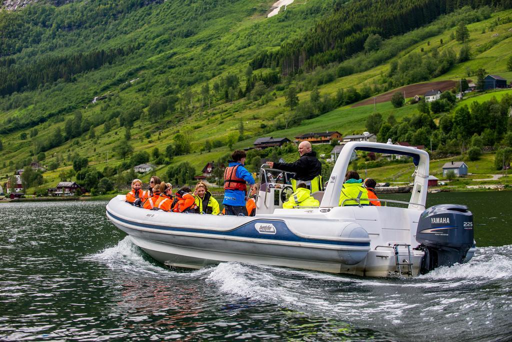 Nesset Fjordcamping Olden Esterno foto