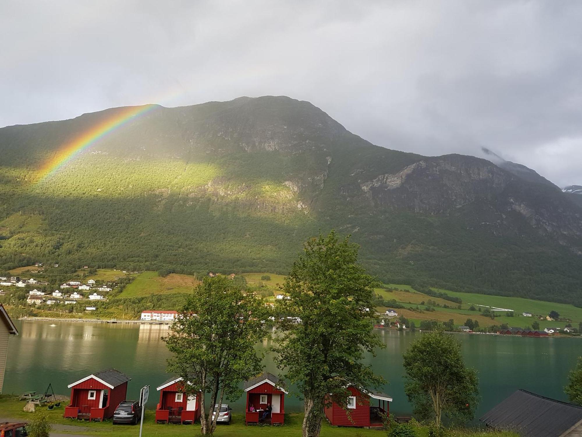 Nesset Fjordcamping Olden Esterno foto