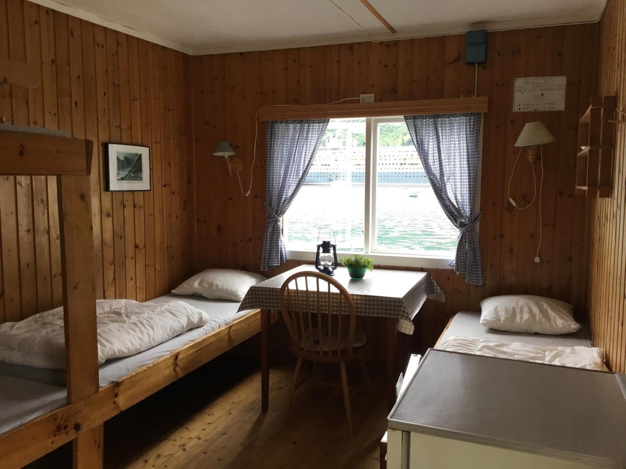 Nesset Fjordcamping Olden Esterno foto