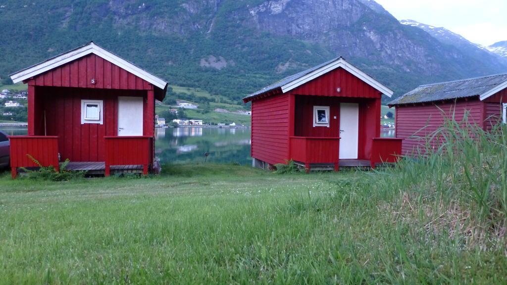Nesset Fjordcamping Olden Esterno foto