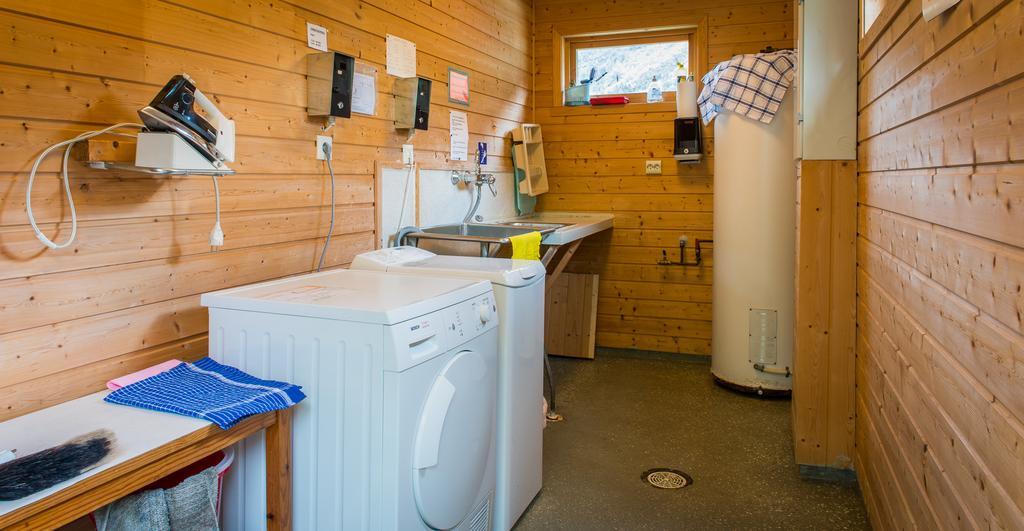 Nesset Fjordcamping Olden Esterno foto