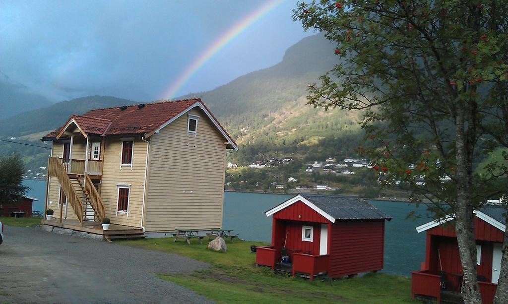 Nesset Fjordcamping Olden Esterno foto